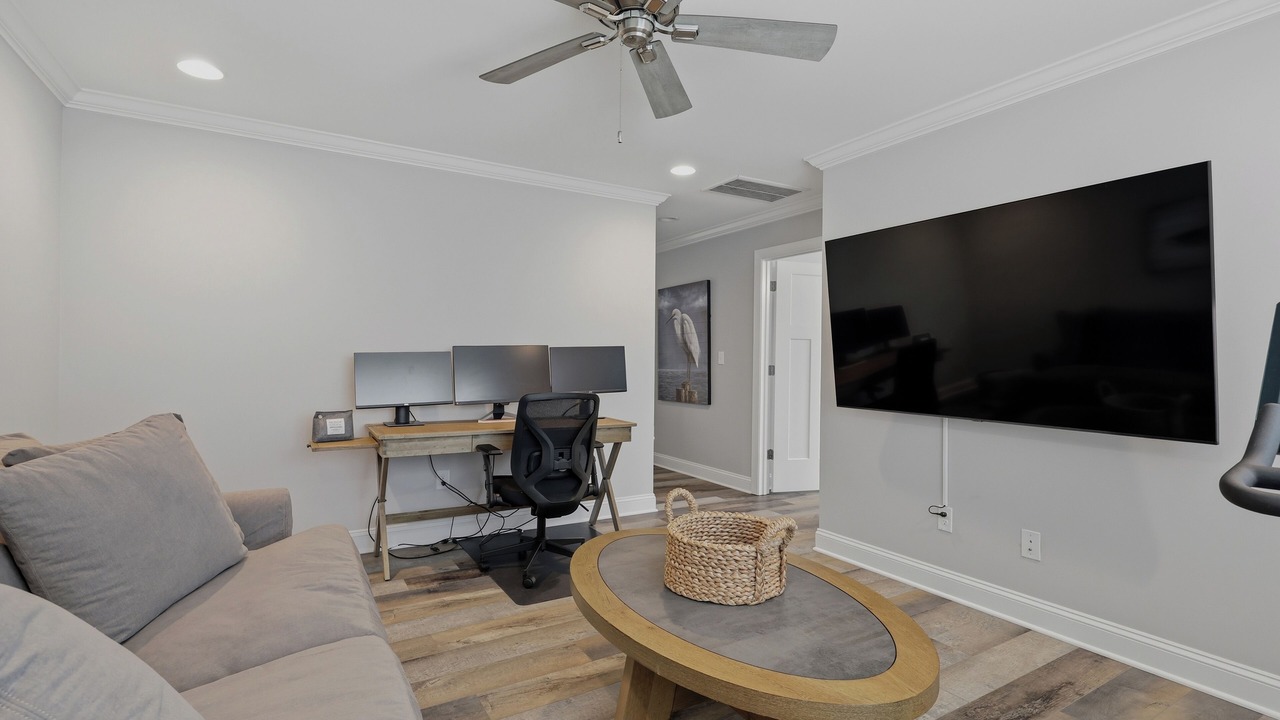 Photo of Livingroom in Silver Lake