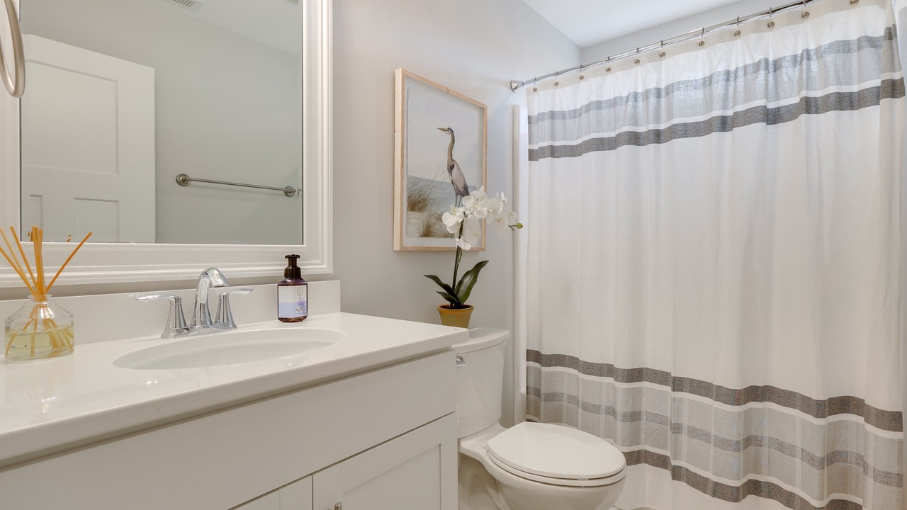 Photo of Bathroom in Silver Lake