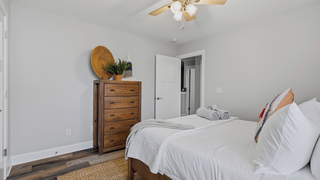Photo of Bedroom in Silver Lake