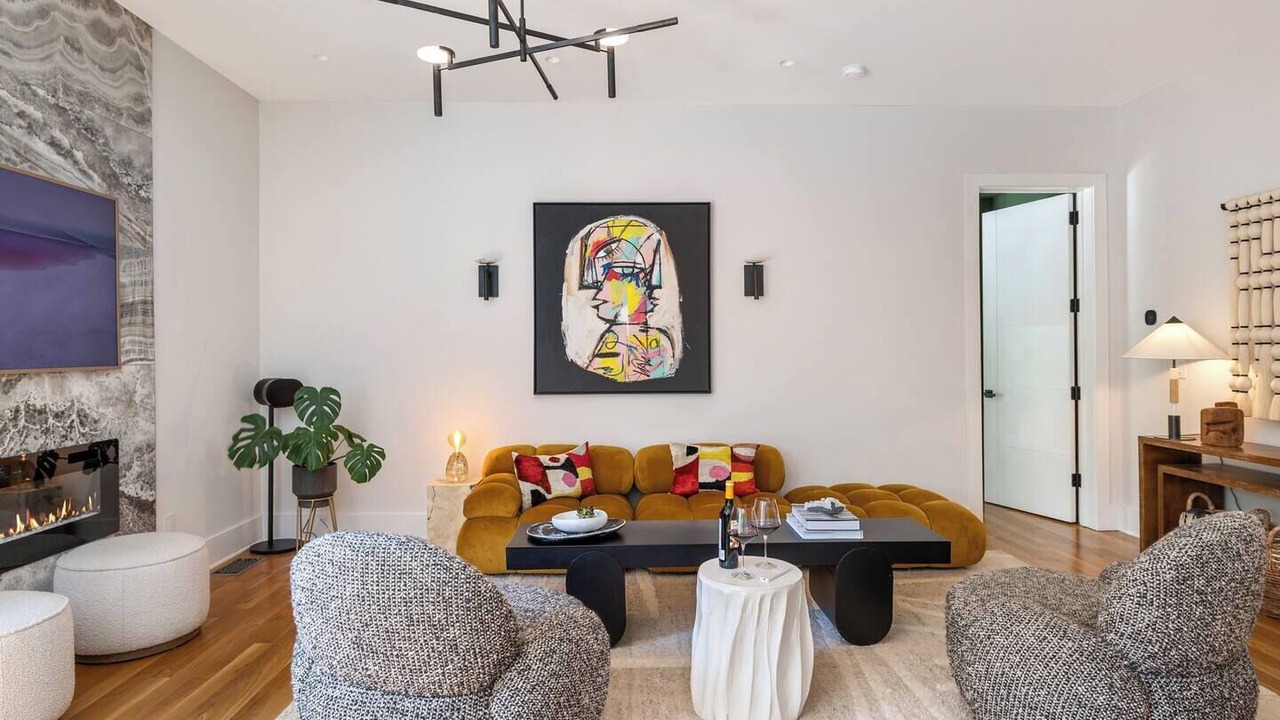 Photo of Livingroom in Oakhurst