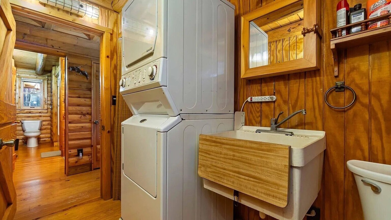 Photo of Bathroom in Oriental