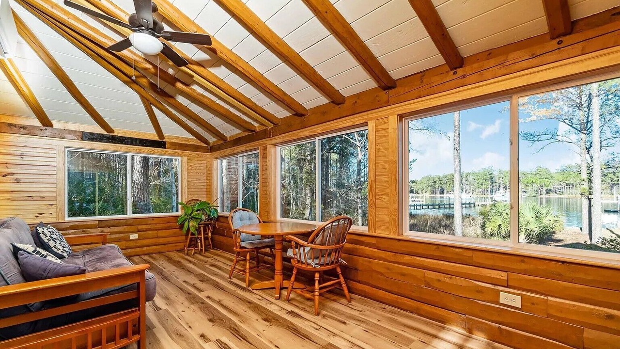 Photo of Livingroom in Oriental