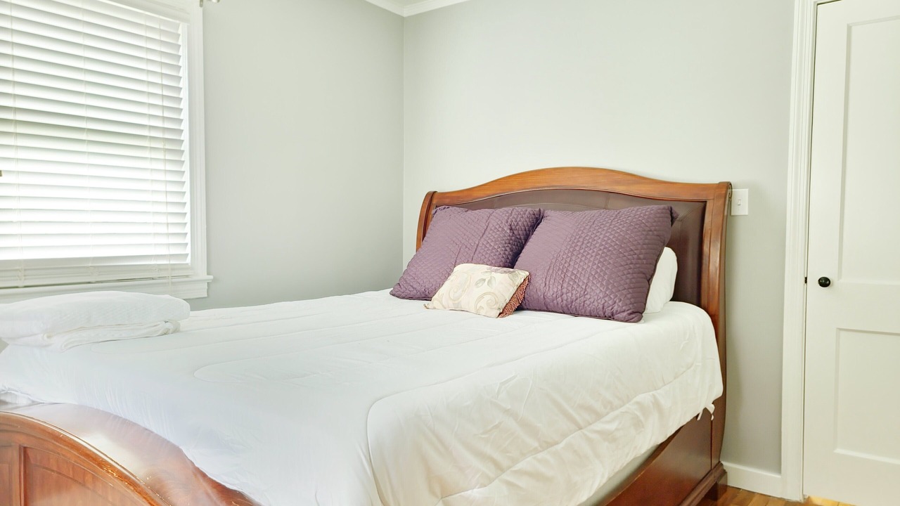 Photo of Bedroom in Edenton