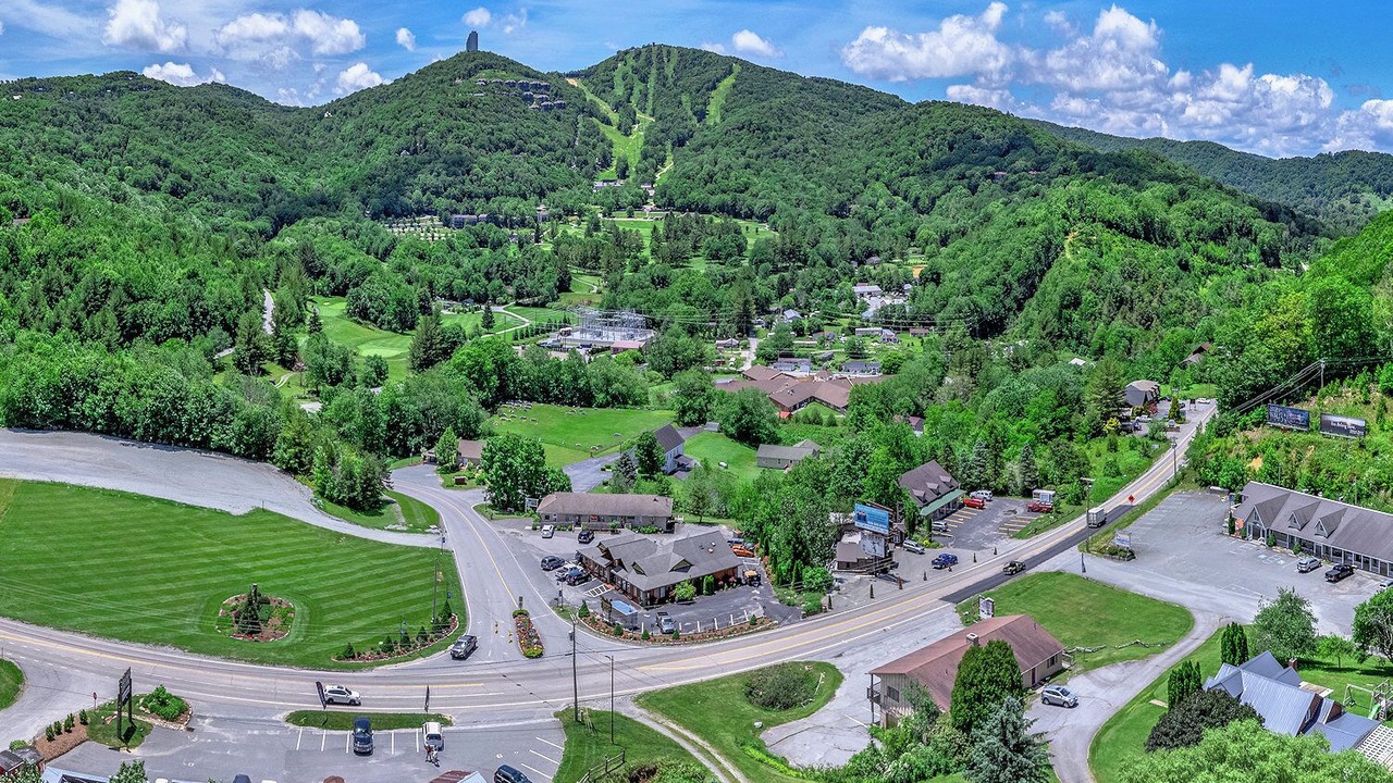 Photo of Others in Sugar Mountain