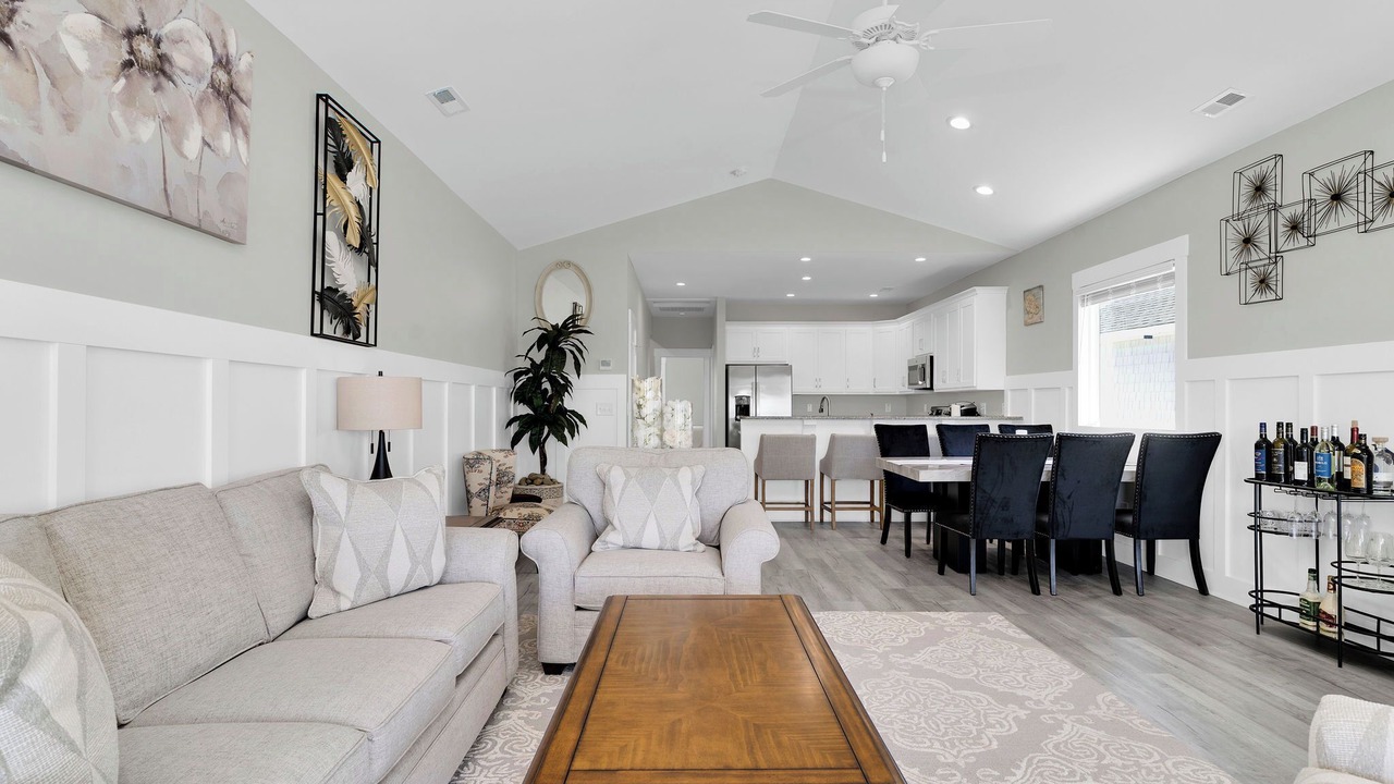 Photo of Livingroom in Surf City