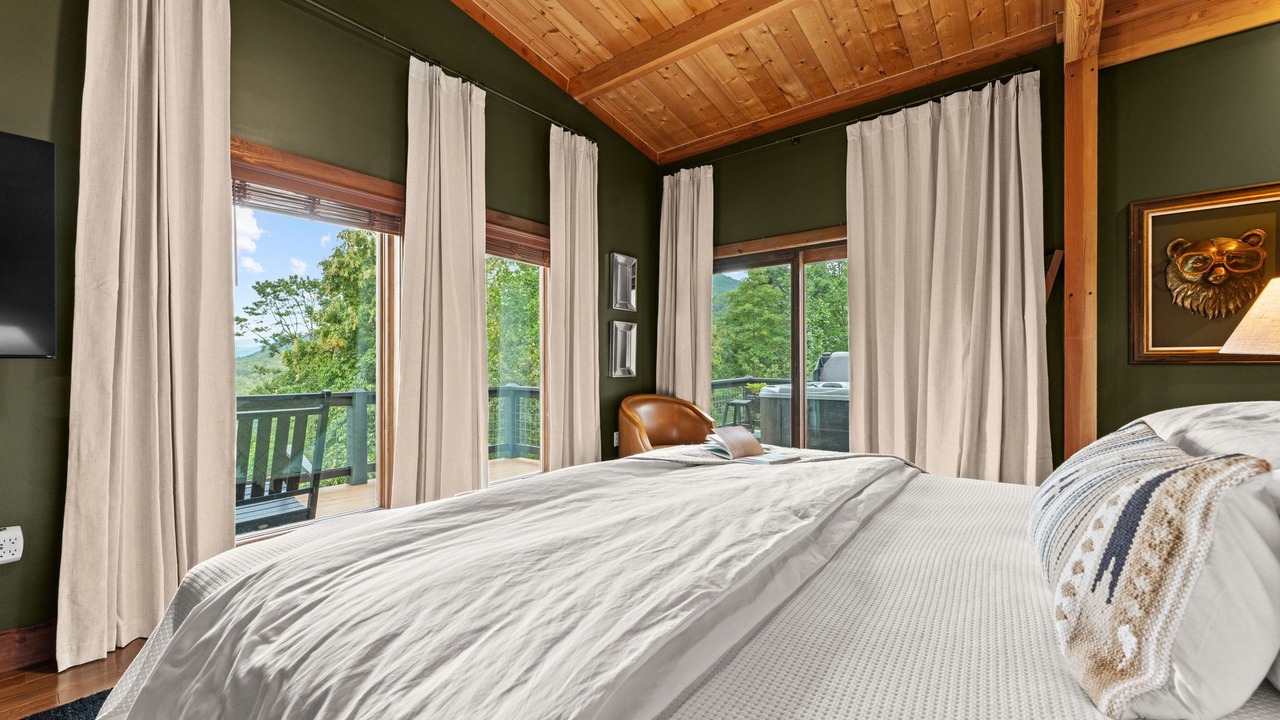 Photo of Bedroom in Bryson City