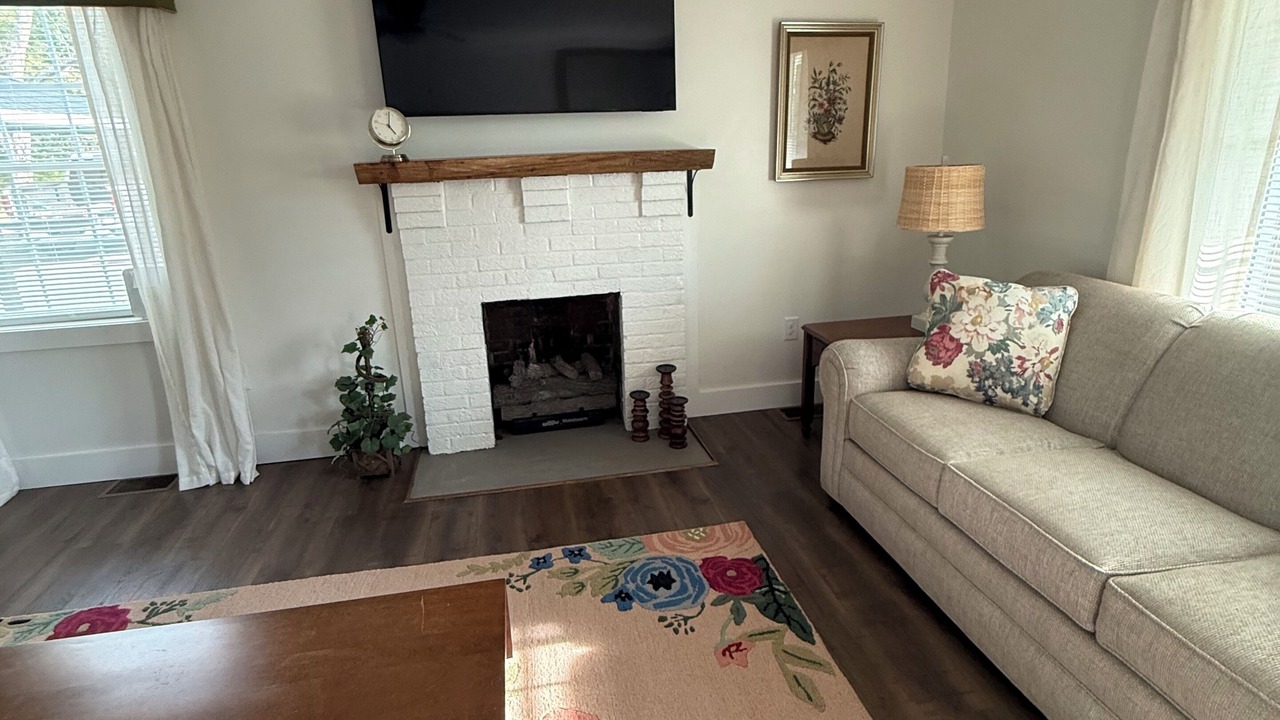 Photo of Livingroom in Arlington