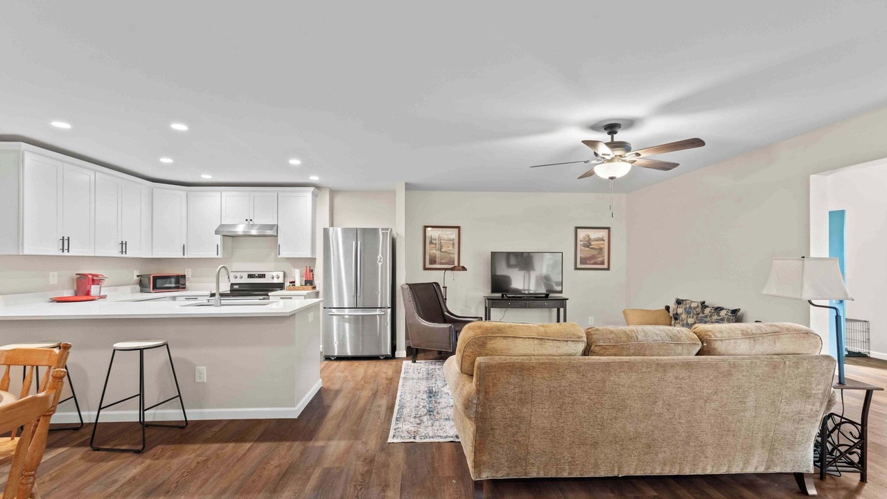 Photo of Livingroom in Highlands Hills