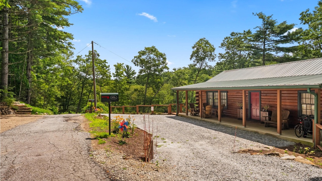 Photo of Outdoor in Highlands Hills
