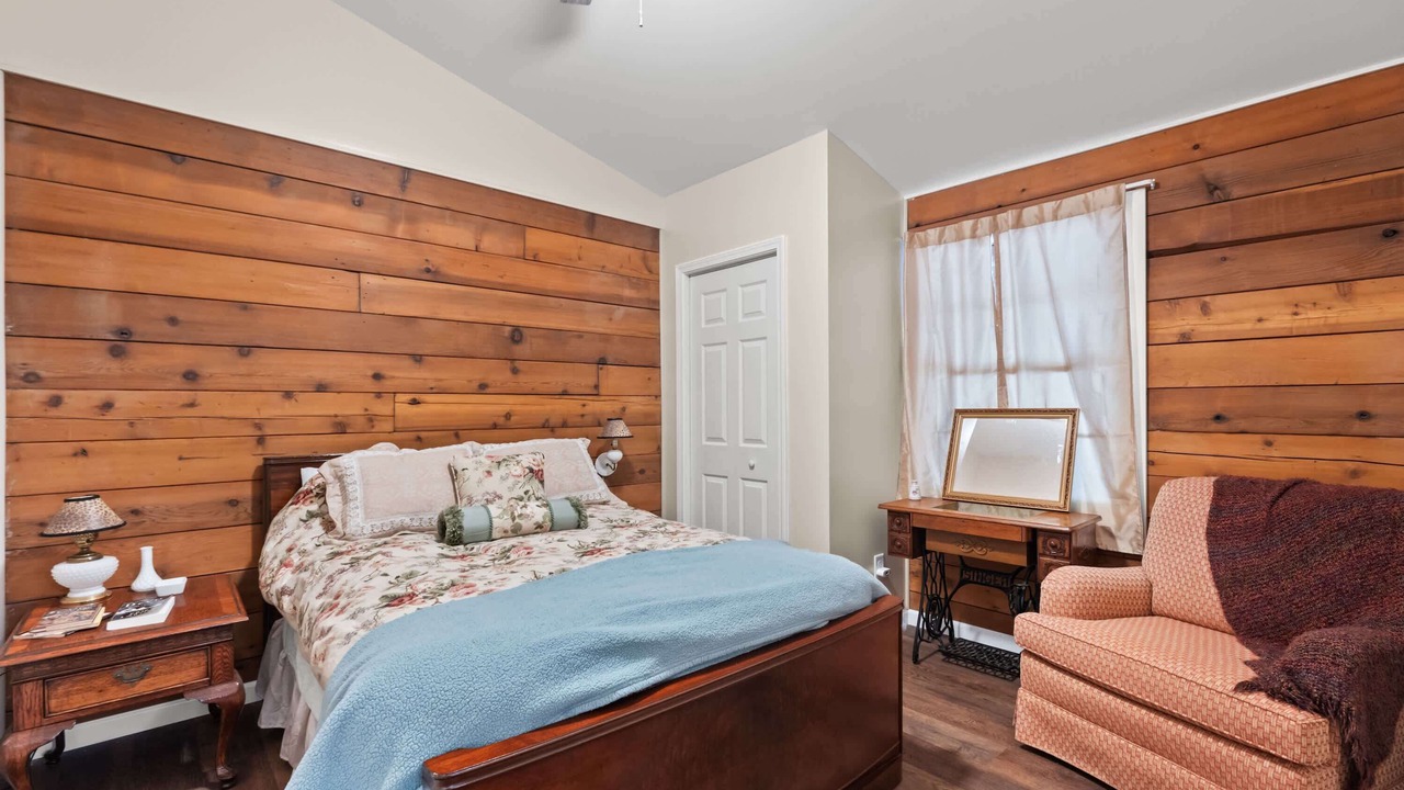 Photo of Bedroom in Highlands Hills