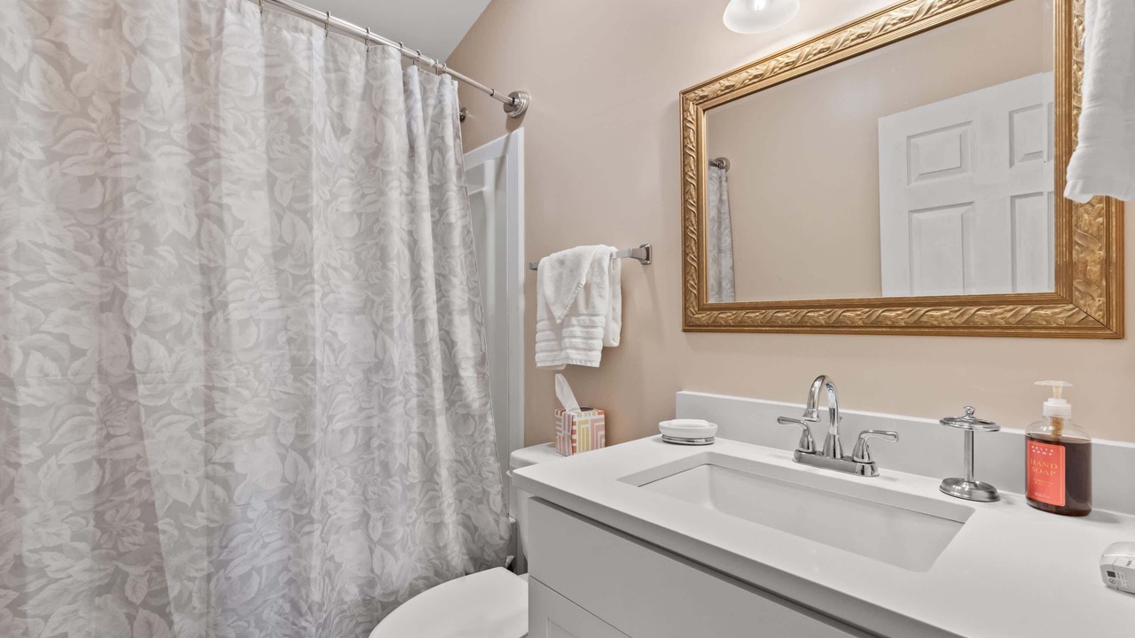 Photo of Bathroom in Highlands Hills