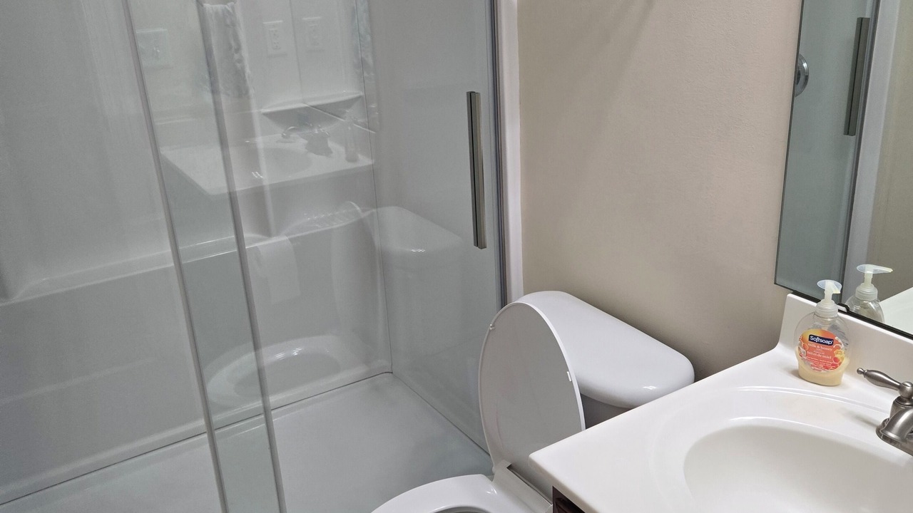 Photo of Bathroom in Prosperity Church Road