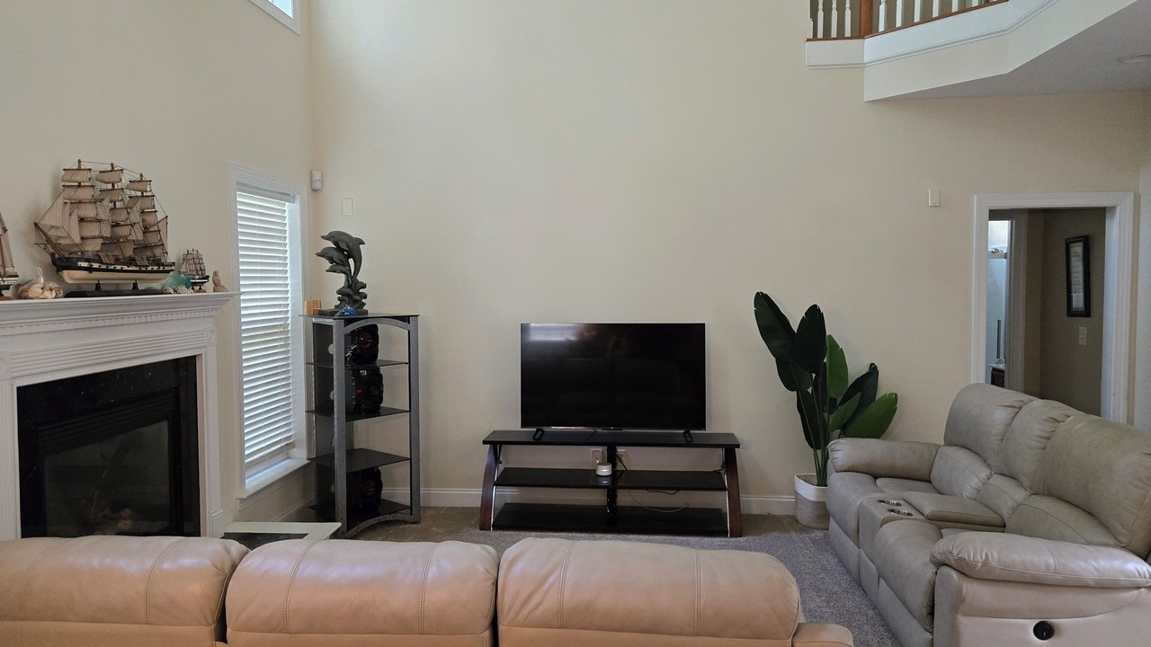 Photo of Livingroom in Prosperity Church Road