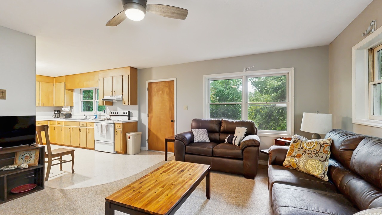 Photo of Livingroom in Waynesville