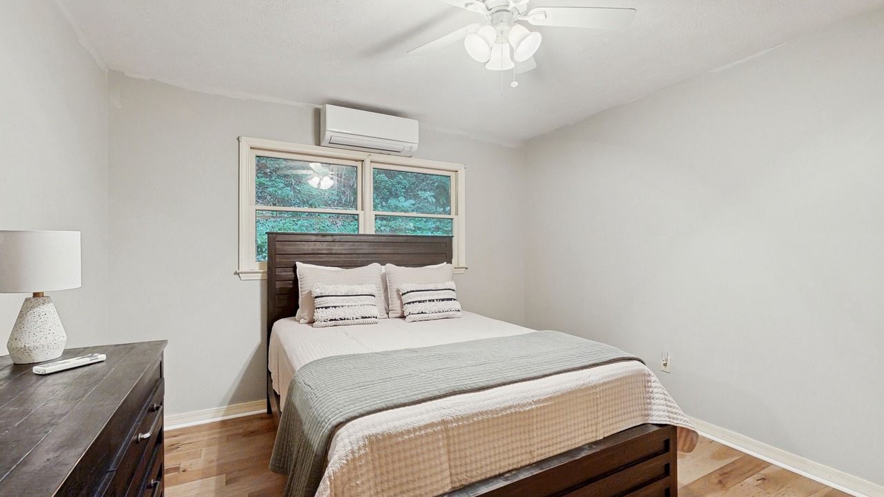 Photo of Bedroom in Waynesville