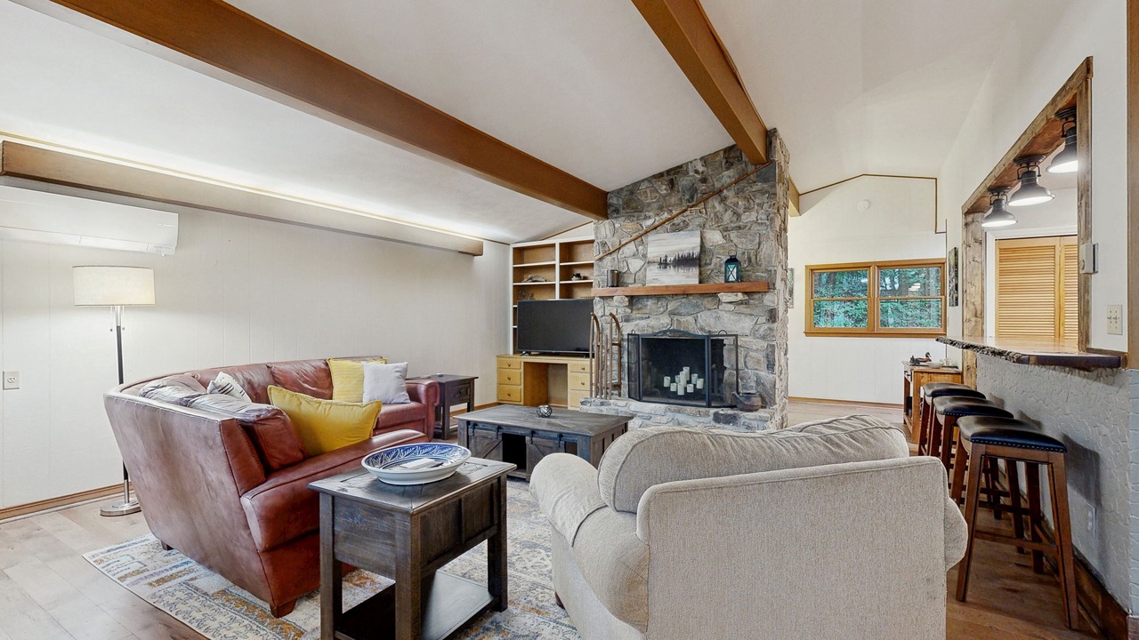 Photo of Livingroom in Waynesville