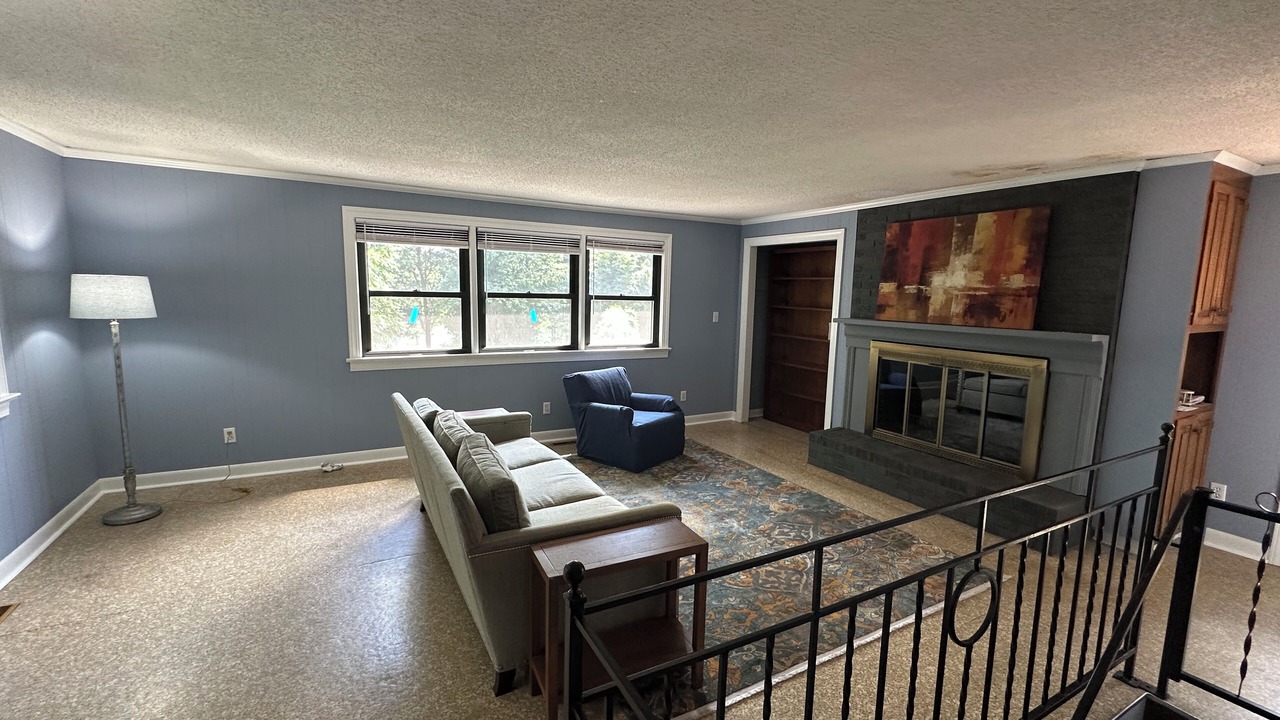 Photo of Livingroom in Oakwood Historic District