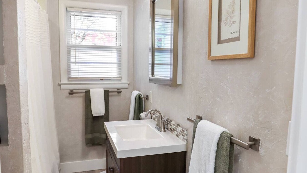 Photo of Bathroom in Black Mountain