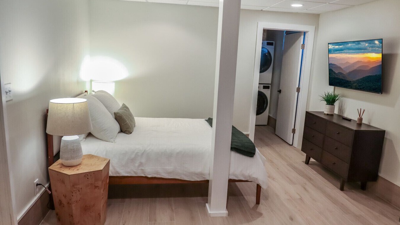 Photo of Bedroom in Black Mountain
