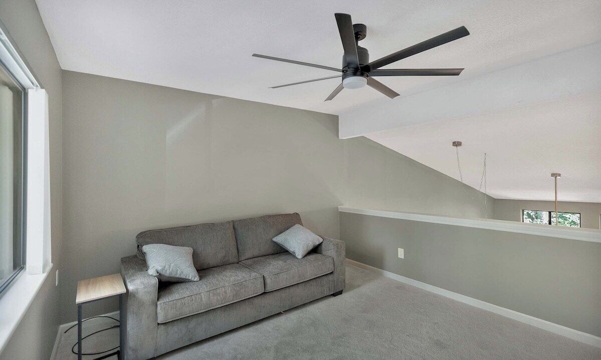 Photo of Livingroom in Salem