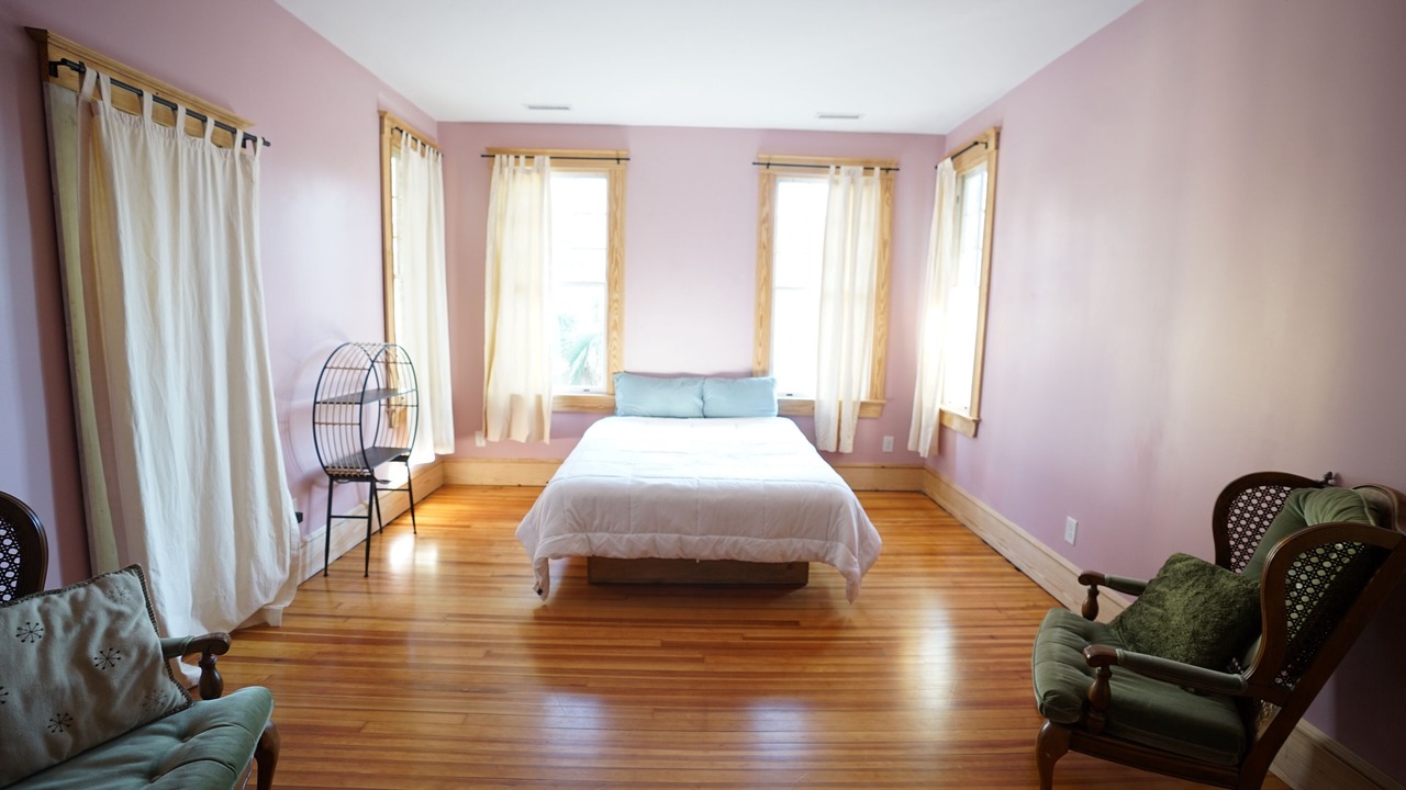 Photo of Bedroom in Wilmington Historic District