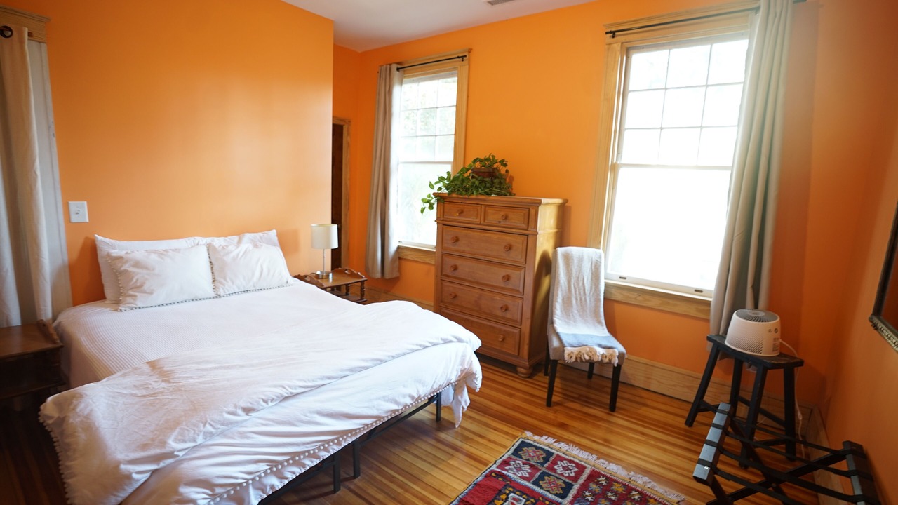 Photo of Bedroom in Wilmington Historic District