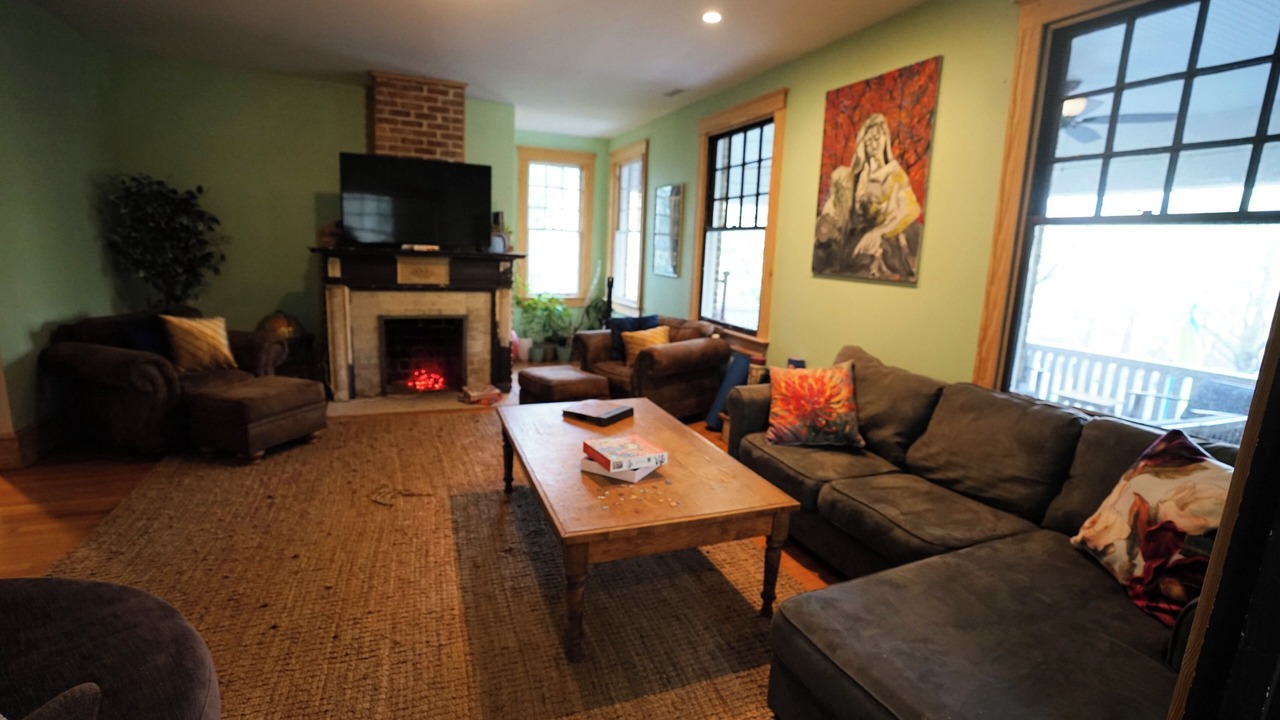 Photo of Livingroom in Wilmington Historic District