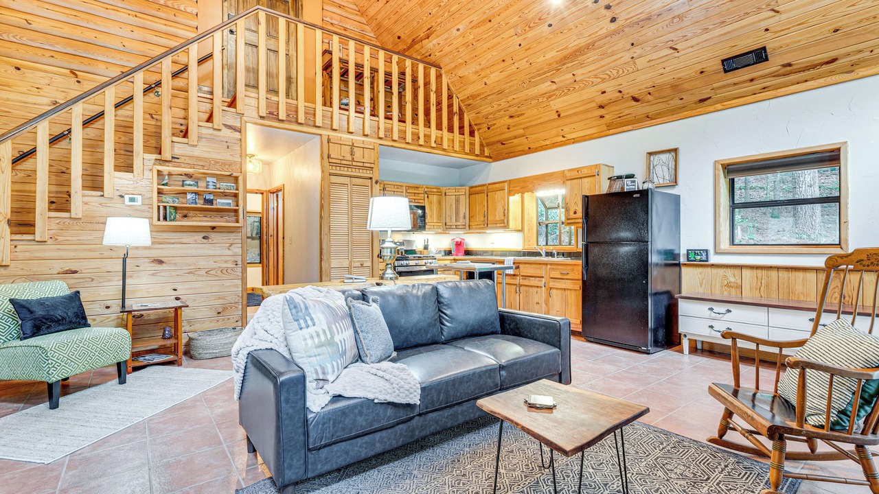 Photo of Livingroom in Indian Rock Springs