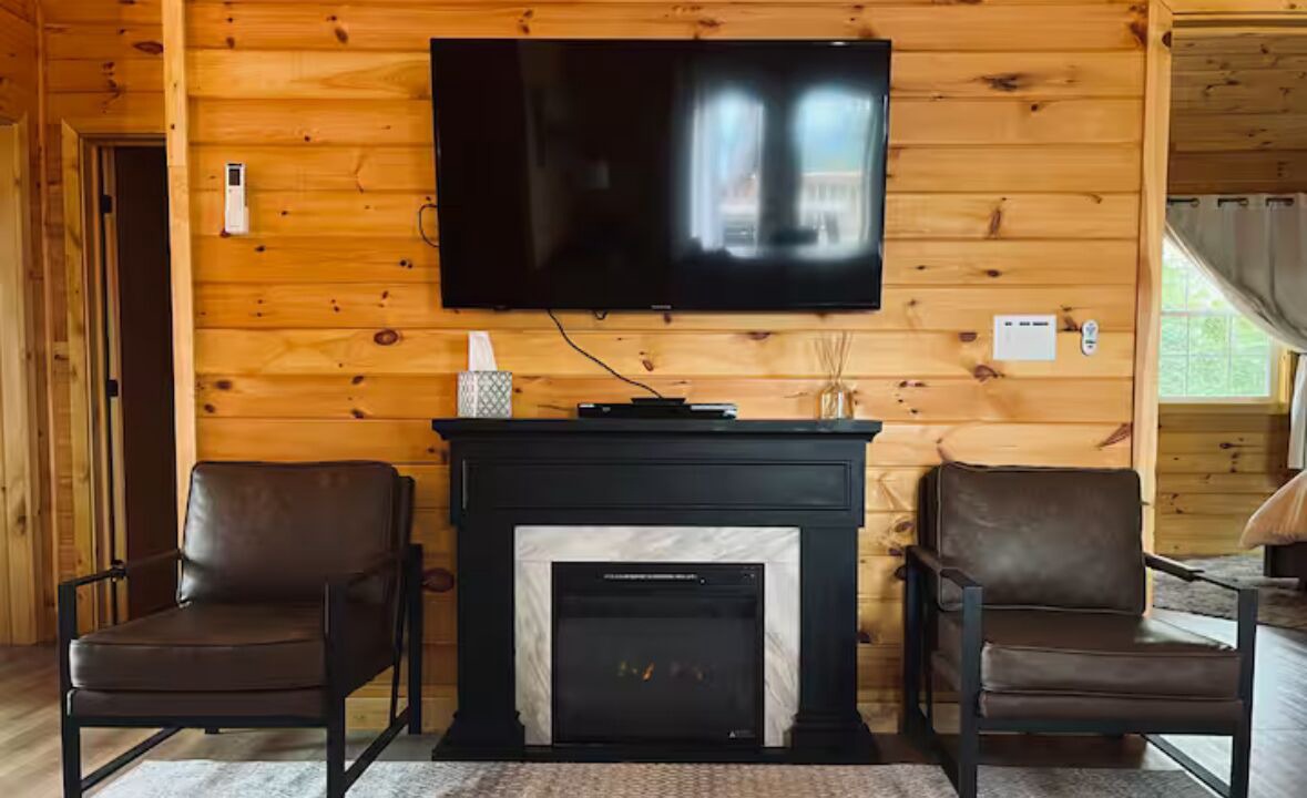 Photo of Livingroom in Morganton