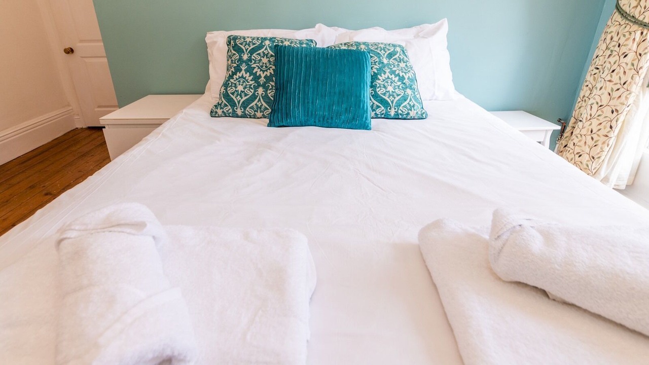 Photo of Bedroom in Caversham