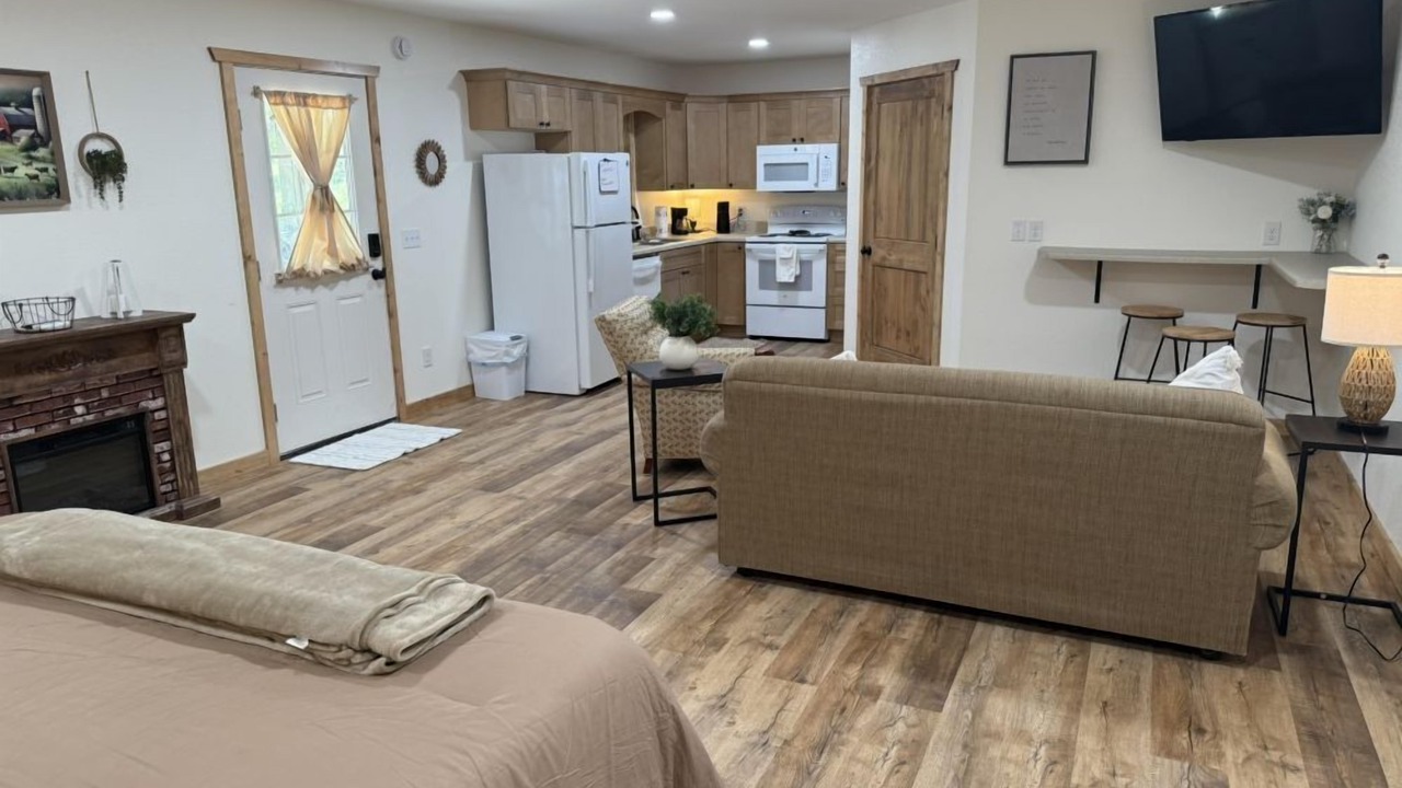 Photo of Livingroom in Robbinsville