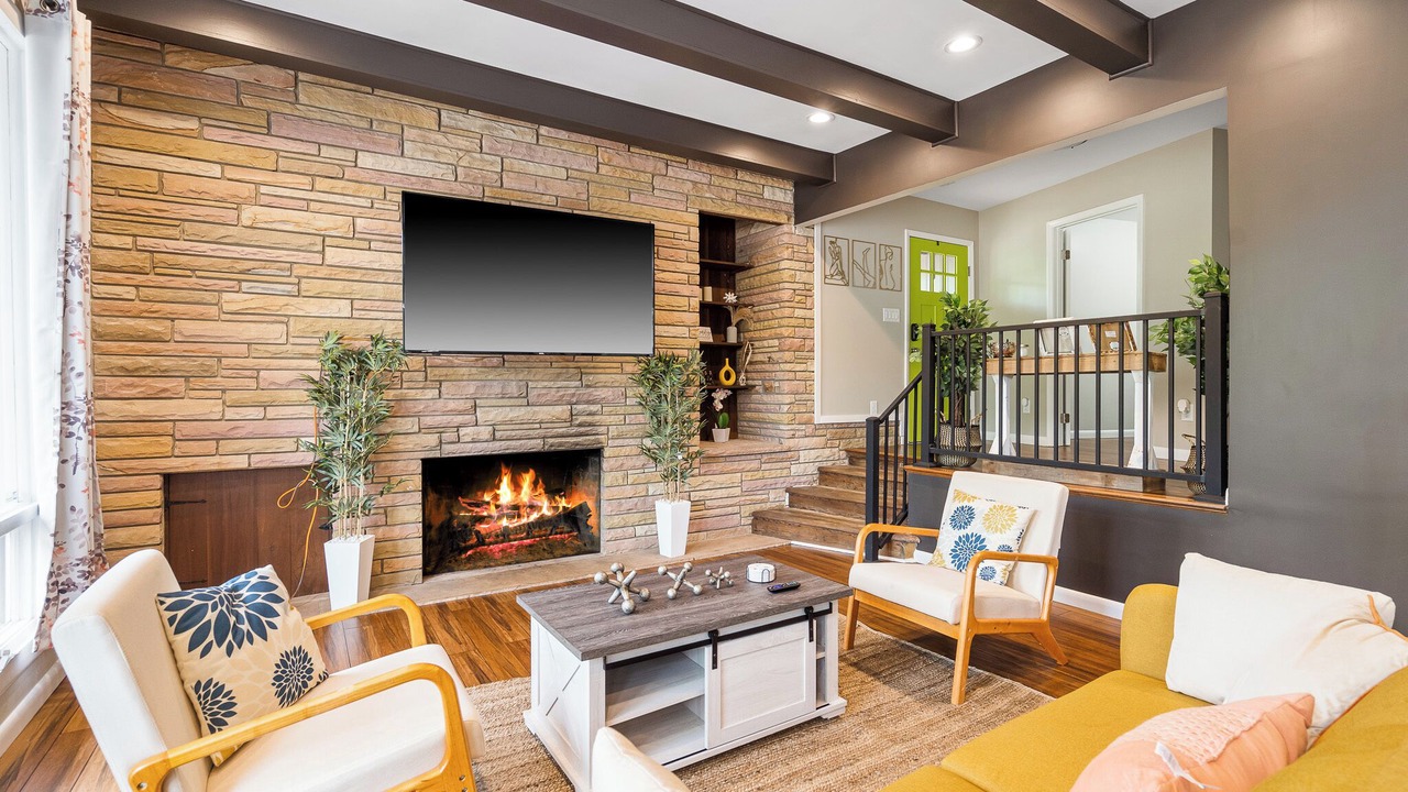 Photo of Livingroom in Southwest Raleigh
