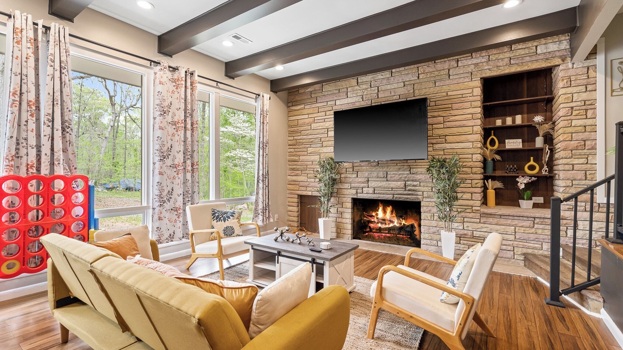 Photo of Livingroom in Southwest Raleigh