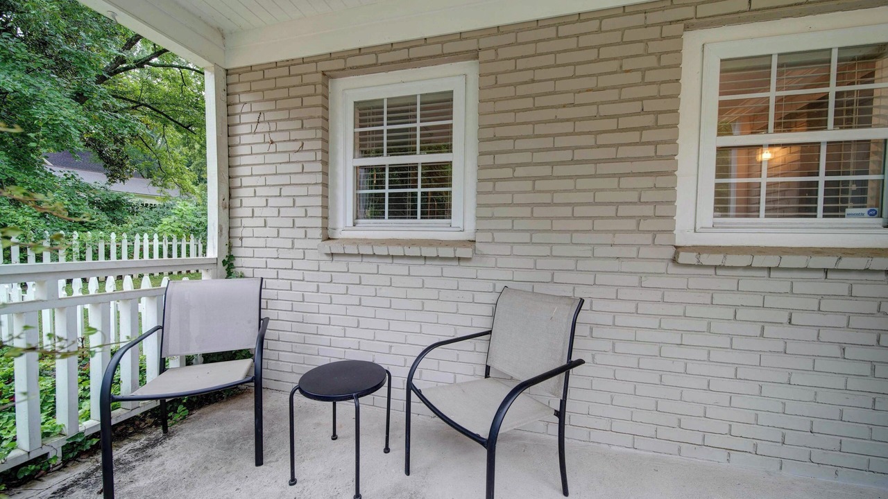 Photo of Patio Balcony in Villa Heights
