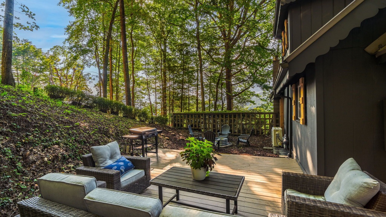 Photo of Patio Balcony in Burnsville