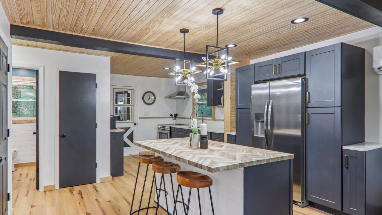 Photo of Kitchen in Burnsville