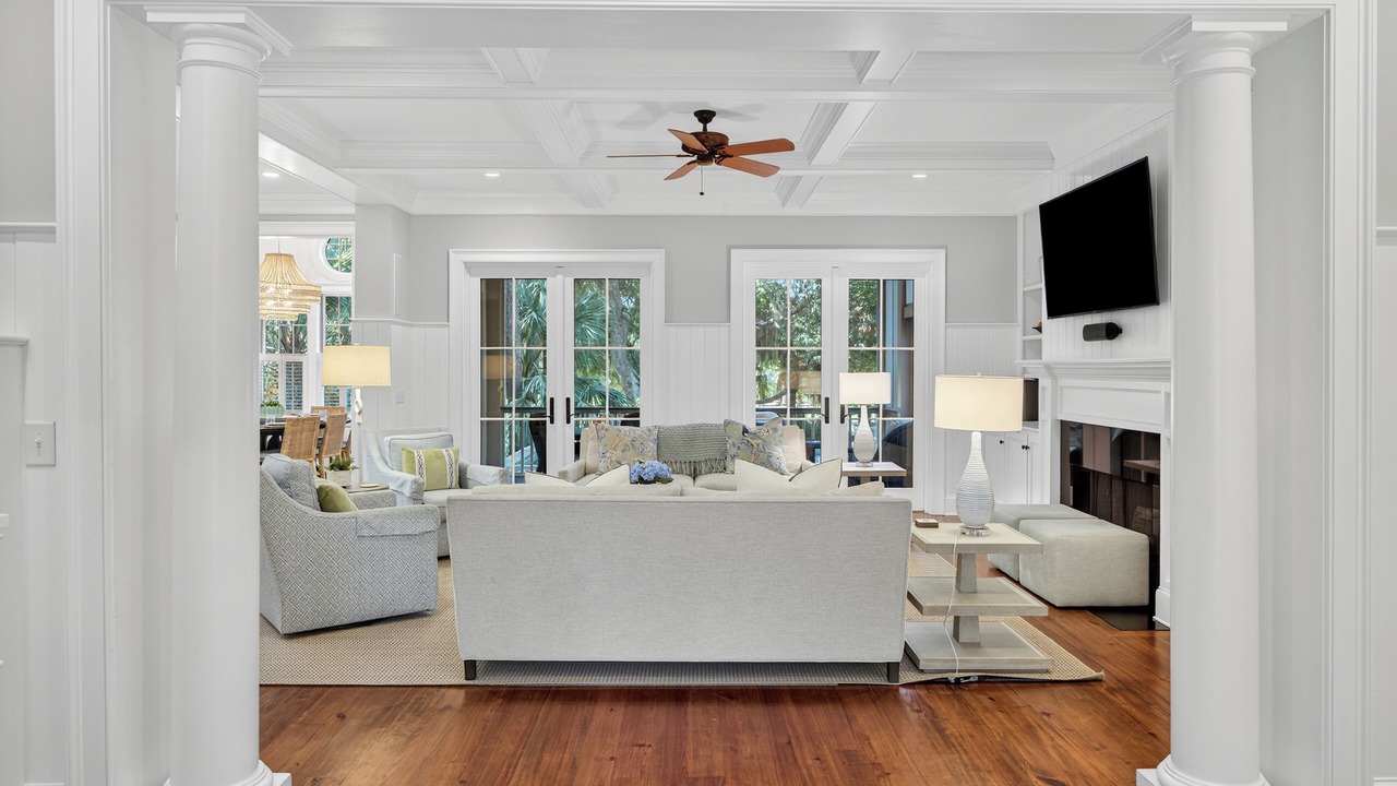 Photo of Livingroom in Vanderhorst Plantation
