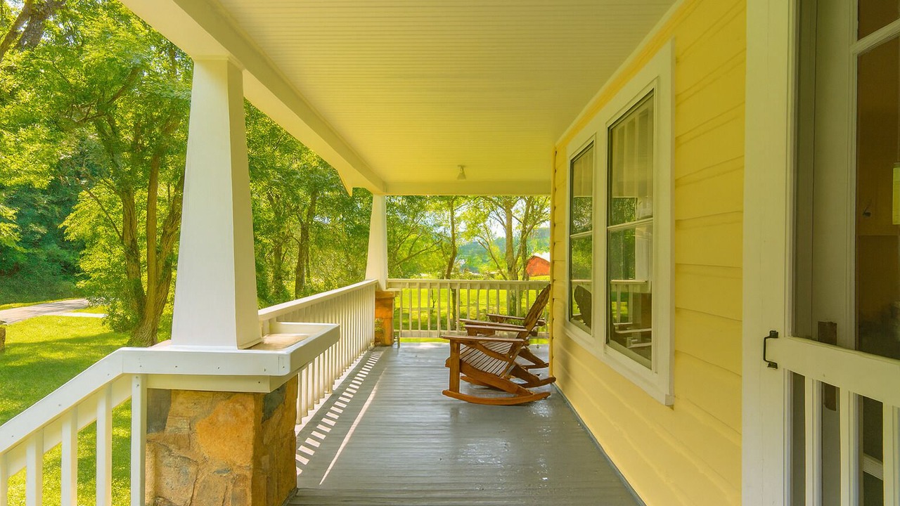 Photo of Outdoor in Mars Hill