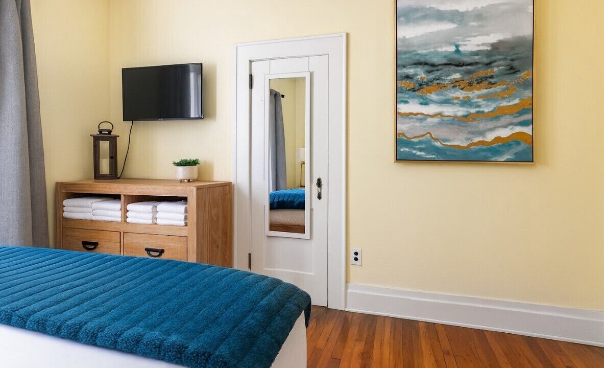 Photo of Bedroom in Mars Hill