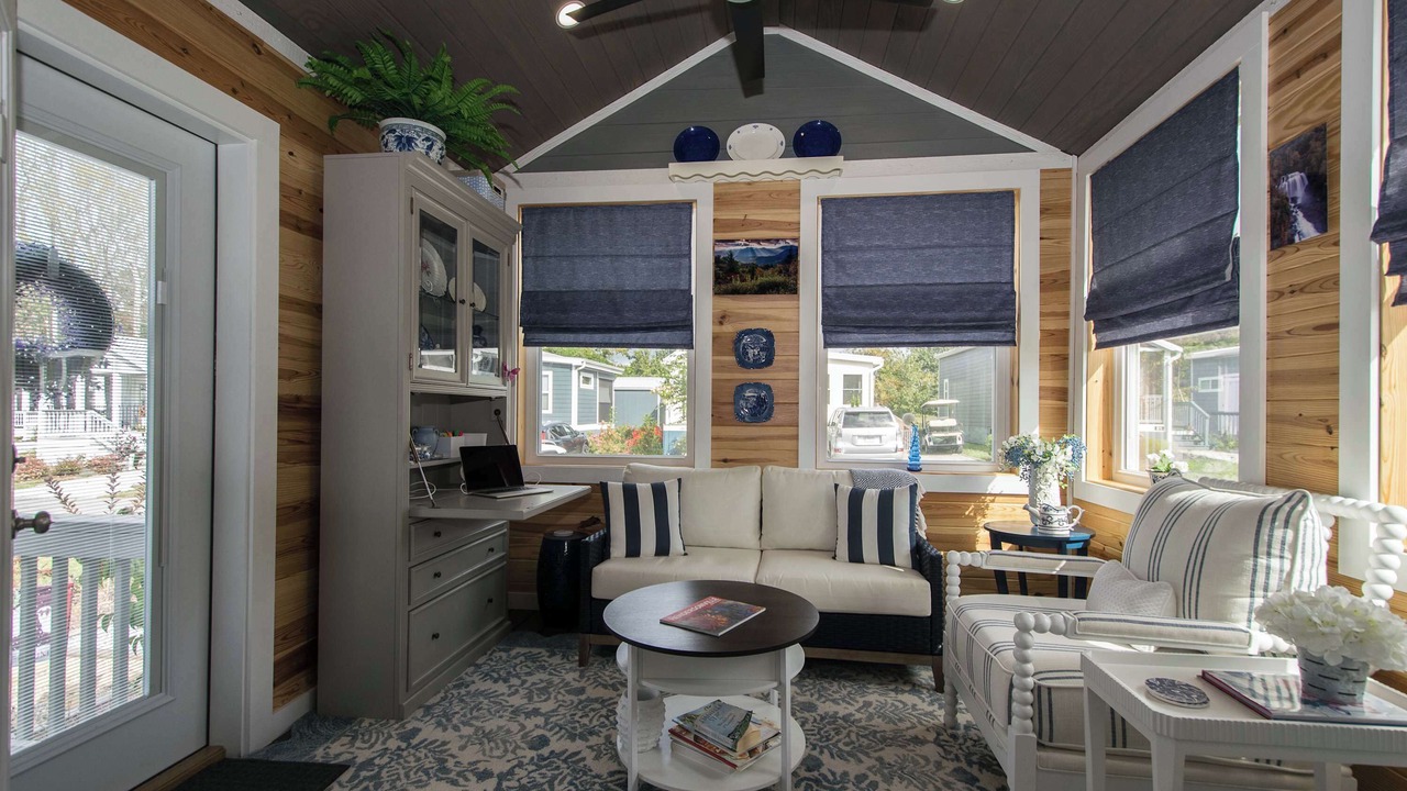 Photo of Livingroom in Upward