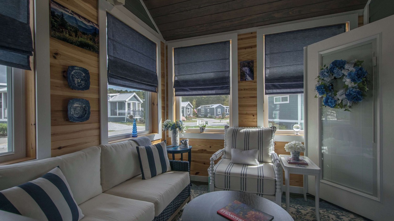 Photo of Livingroom in Upward