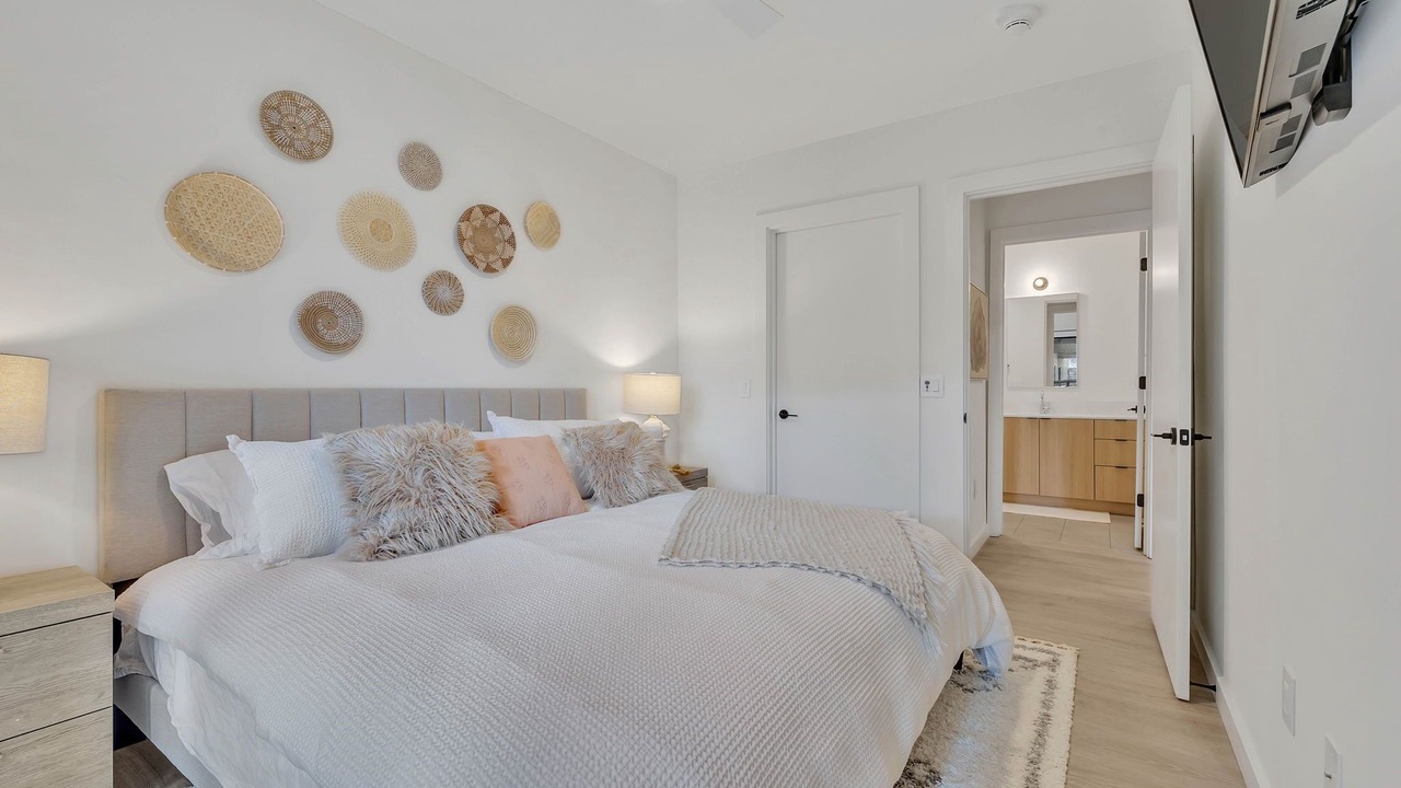 Photo of Bedroom in Eighth Avenue