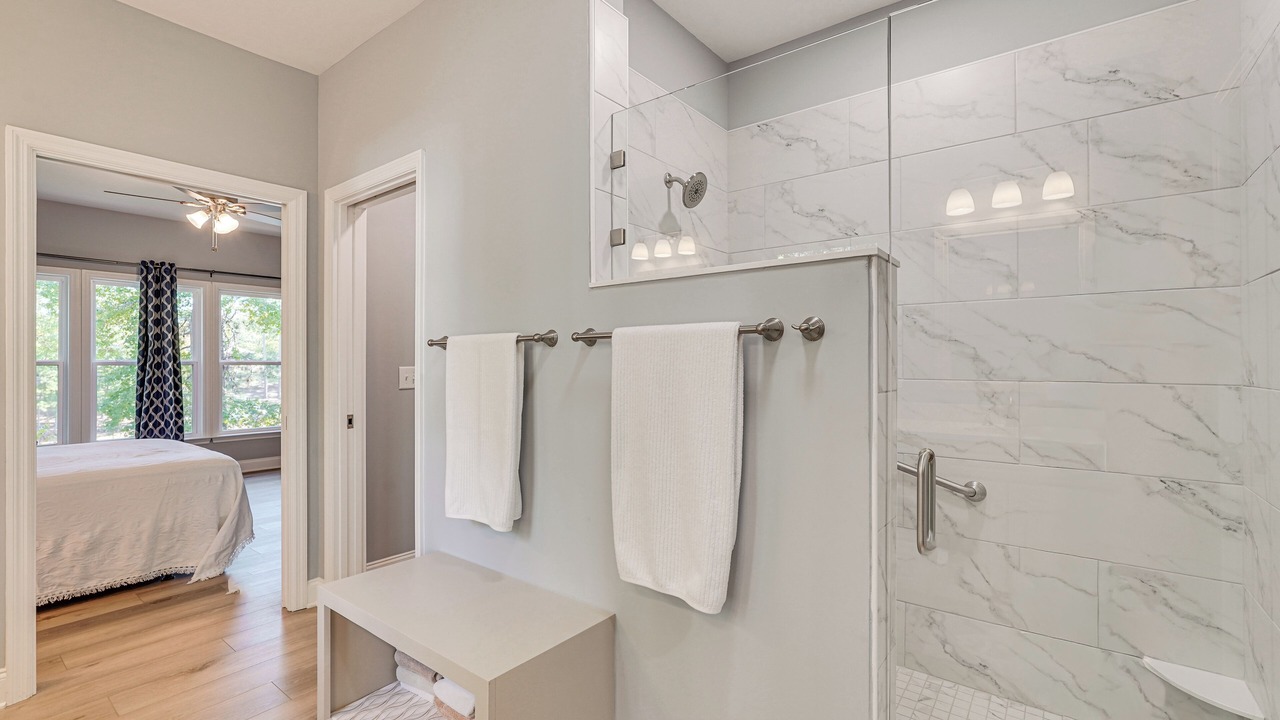 Photo of Bathroom in Modoc Shores