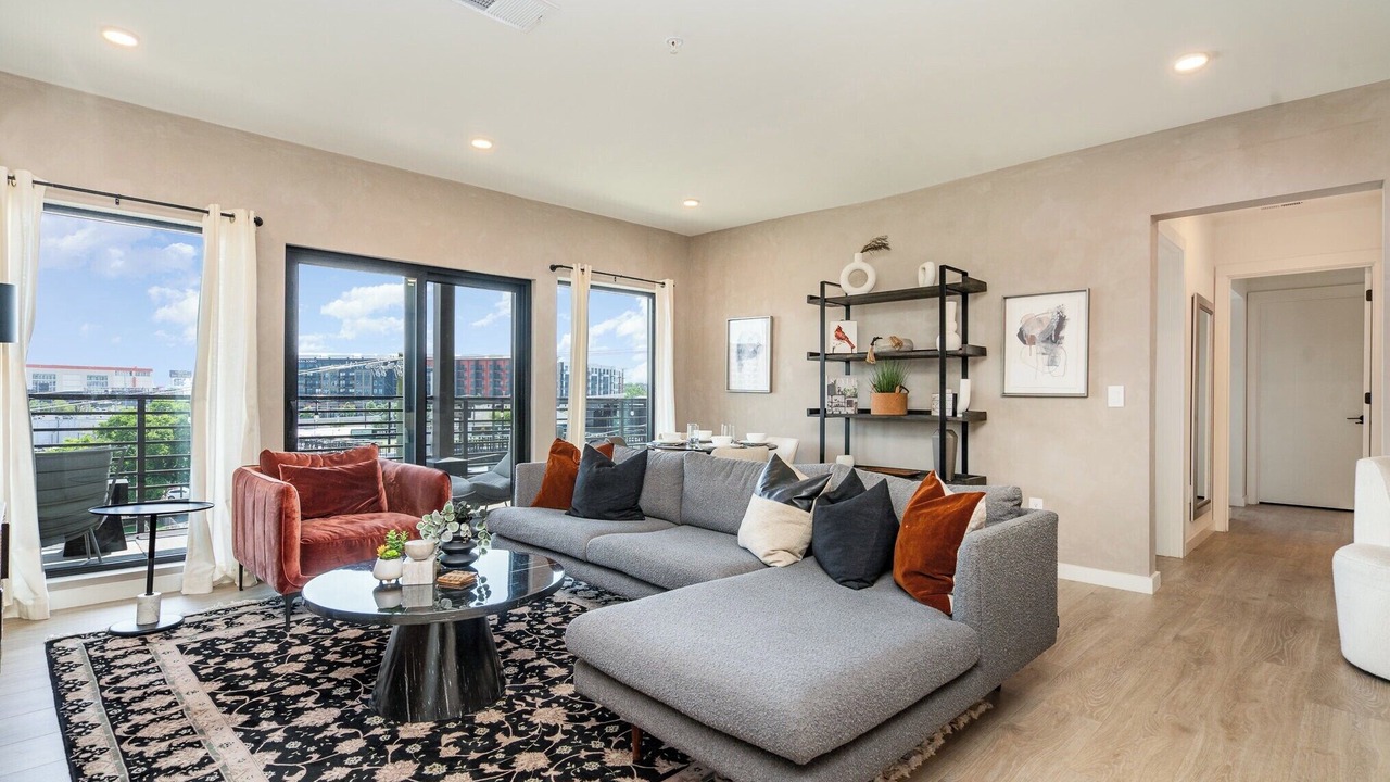 Photo of Livingroom in Eighth Avenue