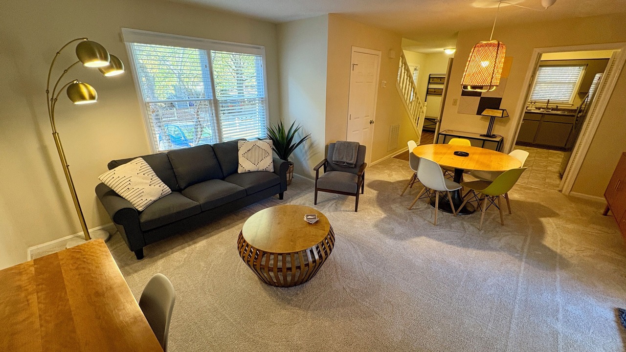 Photo of Livingroom in Chapel Hill