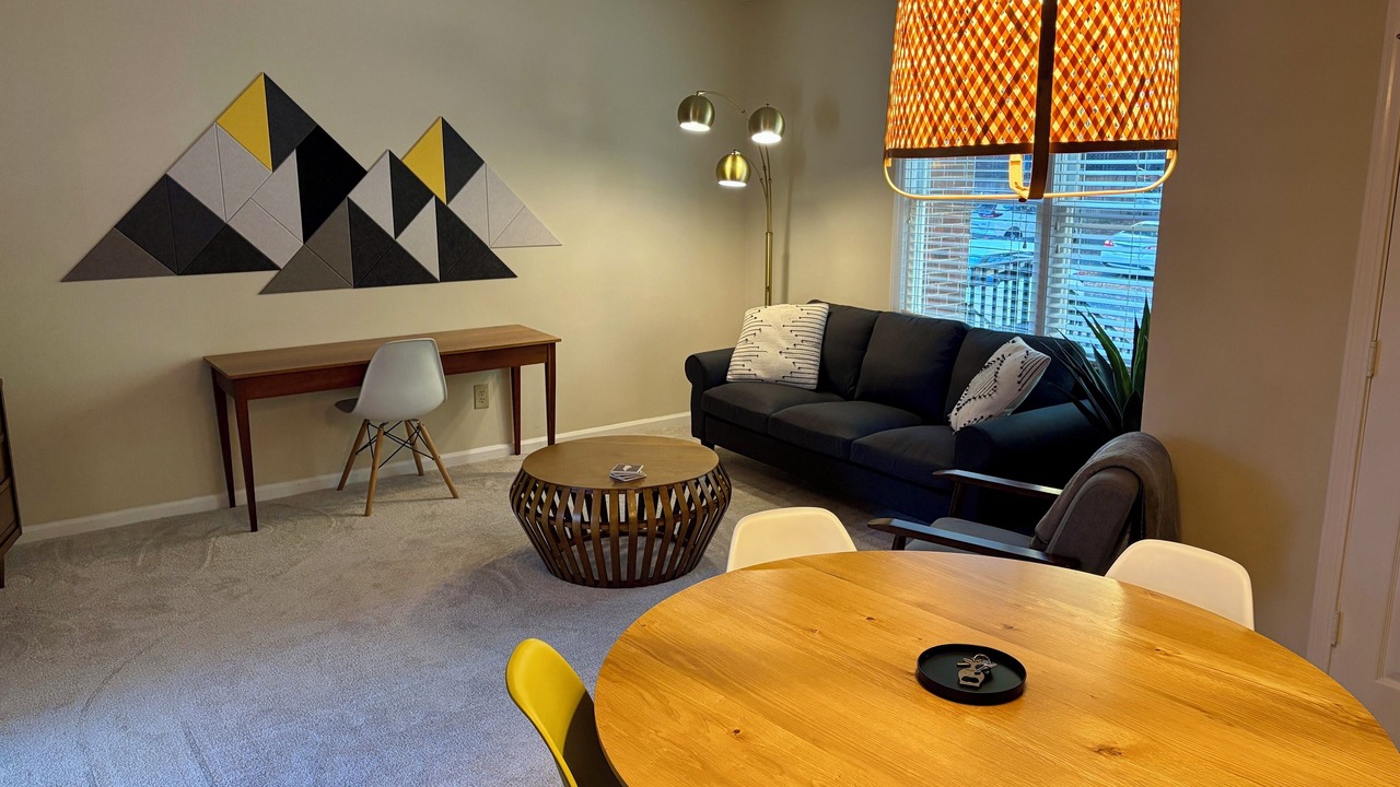 Photo of Livingroom in Chapel Hill