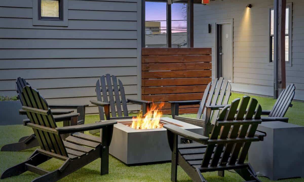 Photo of Outdoor in Hillsboro Village