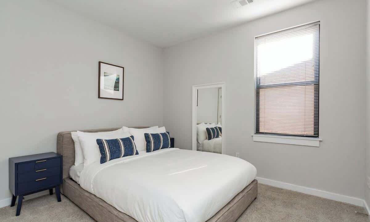 Photo of Bedroom in Hillsboro Village