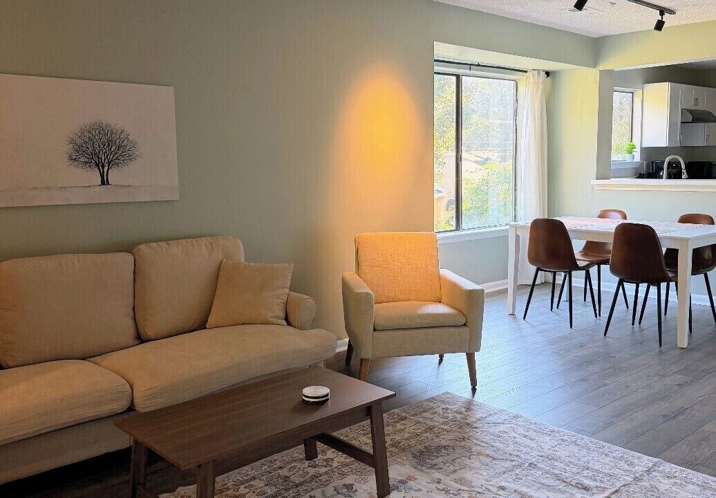 Photo of Livingroom in Charleston