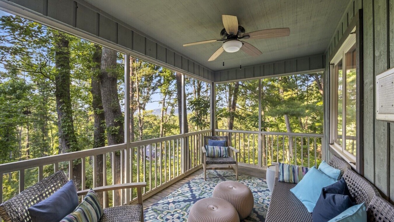 Photo of Outdoor in Weaverville